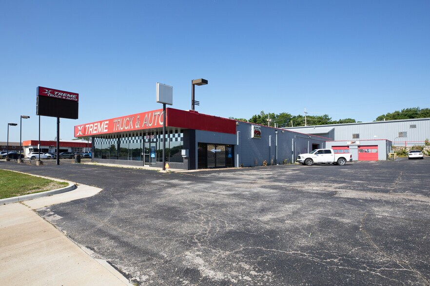 13100 S Us-71 Hwy, Grandview, MO à vendre - Photo de l’immeuble – Image 1 sur 3
