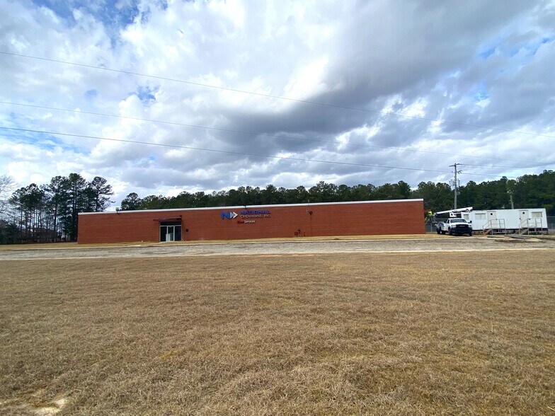 1212 F.R. Huff Dr, St Matthews, SC à louer - Photo de l’immeuble – Image 2 sur 30