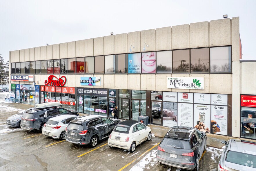 2915-2955 Boul de la Concorde E, Laval, QC à louer - Photo de l’immeuble – Image 2 sur 4