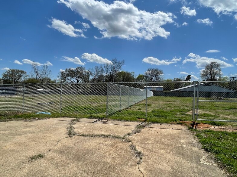2106 E US Highway 80, White Oak, TX à vendre - Aérien – Image 3 sur 9