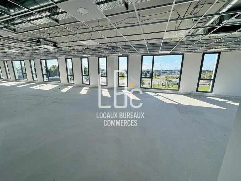 Bureau dans Rezé à louer - Photo de l’immeuble – Image 1 sur 8
