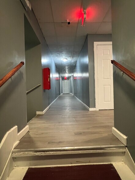 37 N Broad St, Norwich, NY à vendre - Photo de l’immeuble – Image 2 sur 3