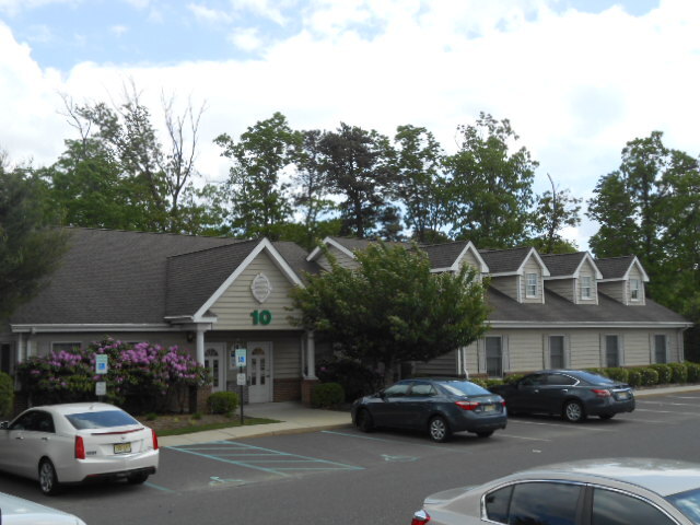 4 E Jimmie Leeds Rd, Galloway Township, NJ à louer - Photo de l’immeuble – Image 2 sur 25