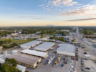 Plus de détails pour 5708 N Shepherd Dr, Houston, TX - Local d'activités, Industriel/Logistique à louer