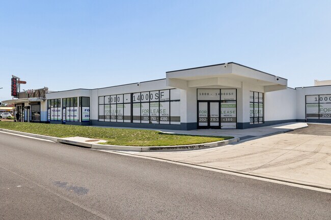 Plus de détails pour 4743 Marlboro Pike, Capitol Heights, MD - Local commercial à louer