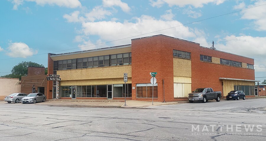 610-612 E Main St, Grand Prairie, TX à vendre - Photo de l’immeuble – Image 3 sur 6