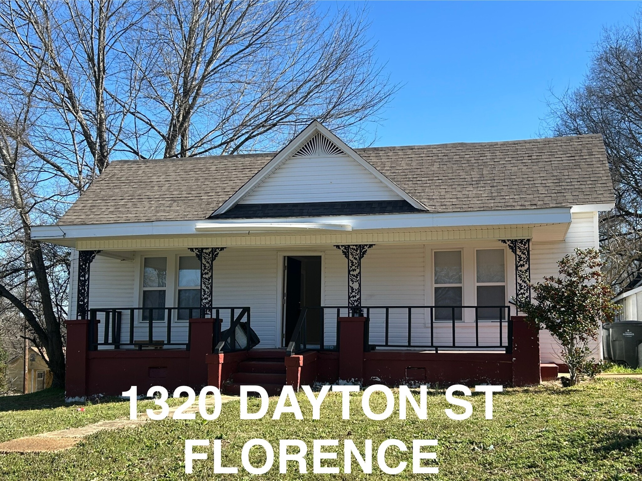 1320 Dayton St, Florence, AL à vendre Photo principale– Image 1 sur 2
