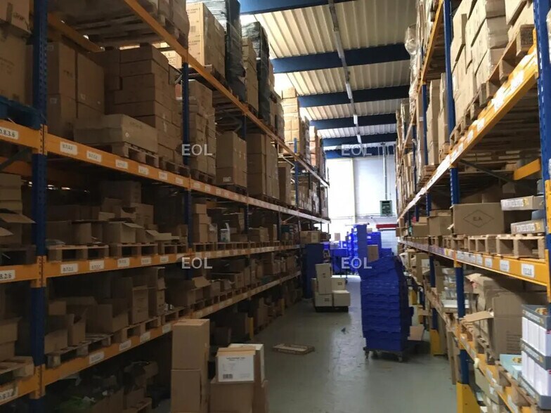 Industriel/Logistique dans Bonneuil-sur-Marne à louer - Photo de l’immeuble – Image 3 sur 5