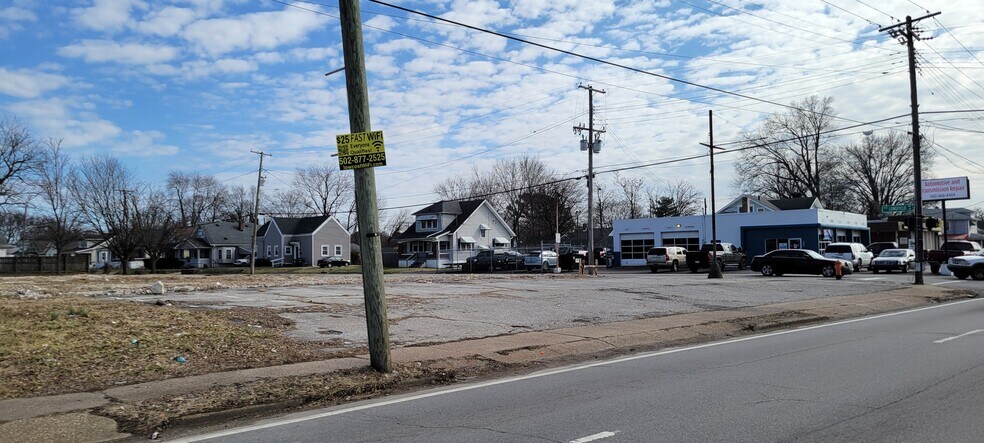 3421 Taylor Blvd, Louisville, KY à vendre - Photo de l’immeuble – Image 2 sur 13