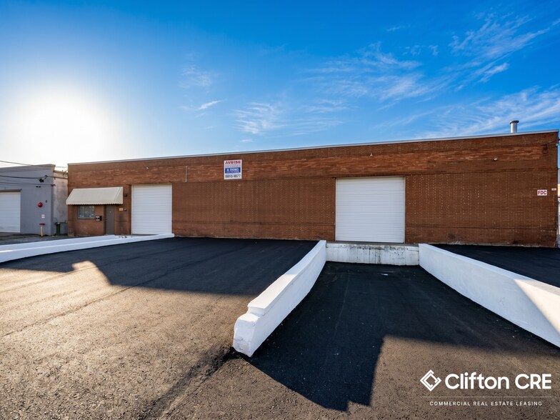 611 Commerce Rd, Linden, NJ à louer - Photo de l’immeuble – Image 2 sur 10