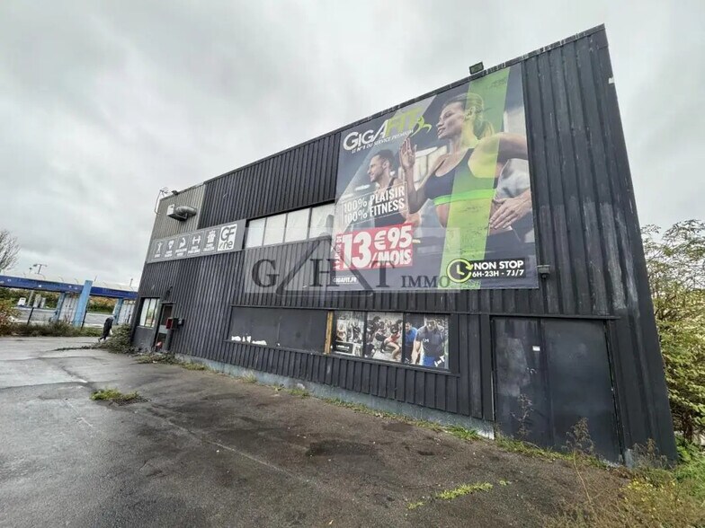 Local commercial dans Créteil à vendre - Photo de l’immeuble – Image 2 sur 7