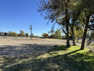 Plus de détails pour 7715 Denton Dr, Dallas, TX - Terrain à vendre