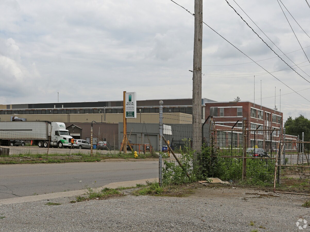 View Photo