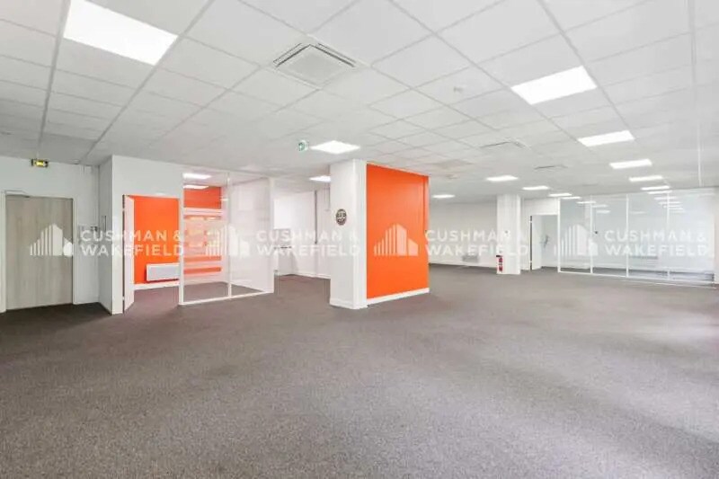 3-5 Rue Jules Guesde, Levallois-Perret à louer - Photo de l’immeuble – Image 3 sur 10