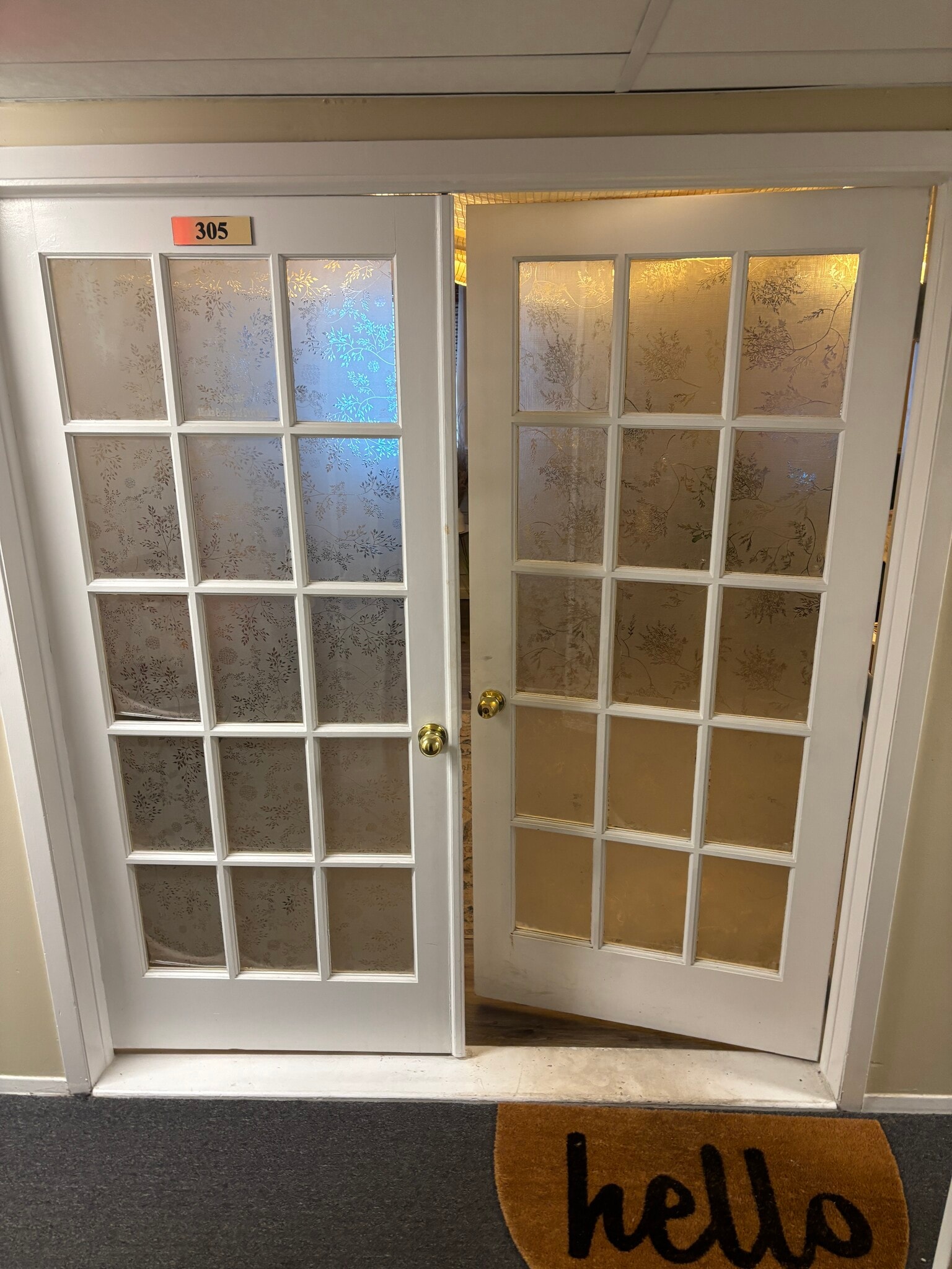 1 Village Plz, Kings Park, NY à louer Photo intérieure– Image 1 sur 10