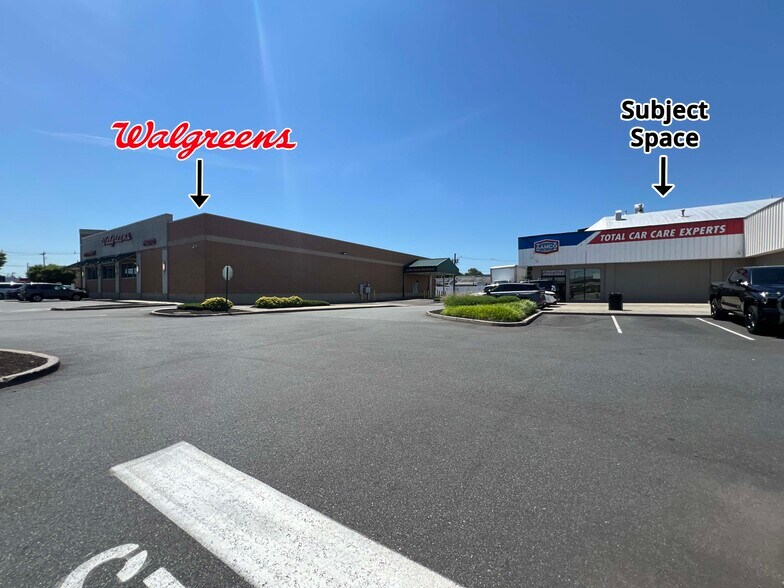 833-835 Roosevelt Ave, Carteret, NJ à louer - Photo de l’immeuble – Image 2 sur 7
