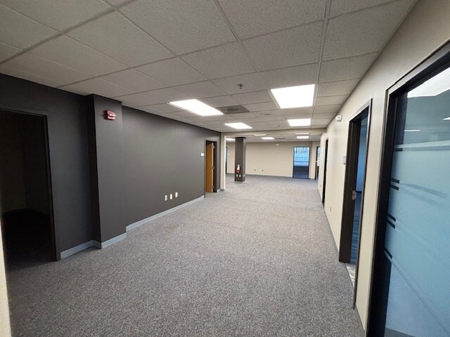 610 E Walnut St, Evansville, IN à louer - Photo intérieure – Image 2 sur 13