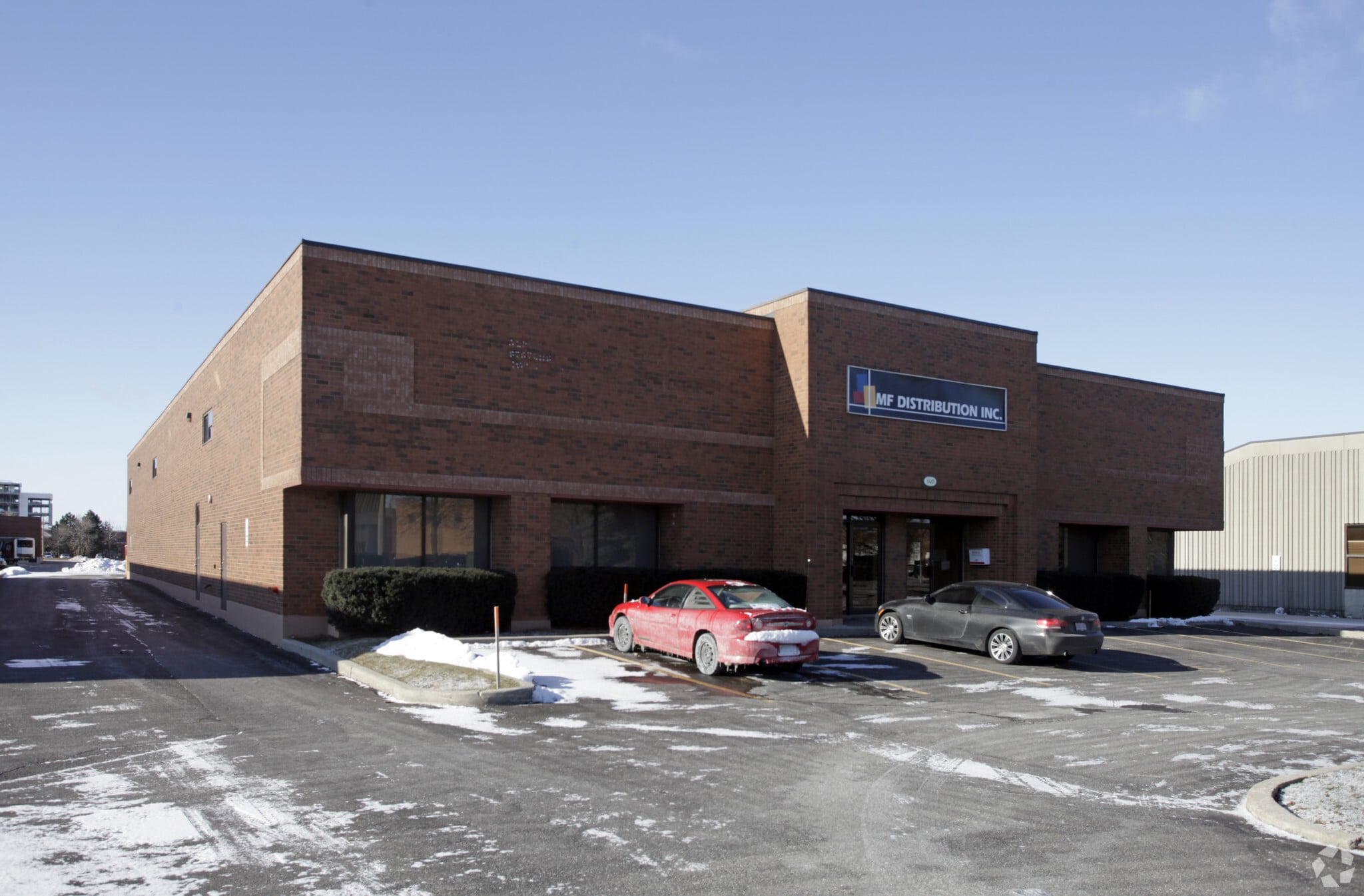 140 Buttermill Ave, Vaughan, ON à louer Photo principale– Image 1 sur 3