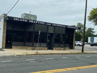 Plus de détails pour 22 Broadway, Amityville, NY - Local d’activités à vendre