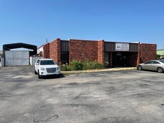 Plus de détails pour 608 N Walnut Ave, Broken Arrow, OK - Industriel/Logistique à louer