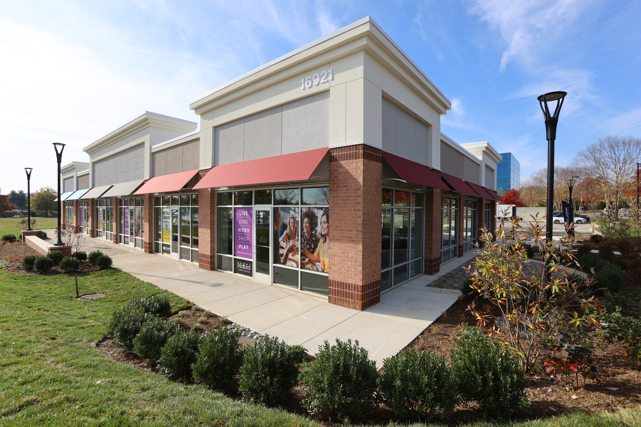 16901 Melford Blvd, Bowie, MD à louer Photo de l’immeuble– Image 1 sur 2