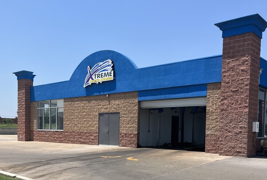 5717 NW 23rd St, Oklahoma City, OK à vendre - Photo principale – Image 1 sur 10