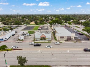 4621-4625 Hollywood Blvd, Hollywood, FL à louer Photo de l’immeuble– Image 2 sur 6