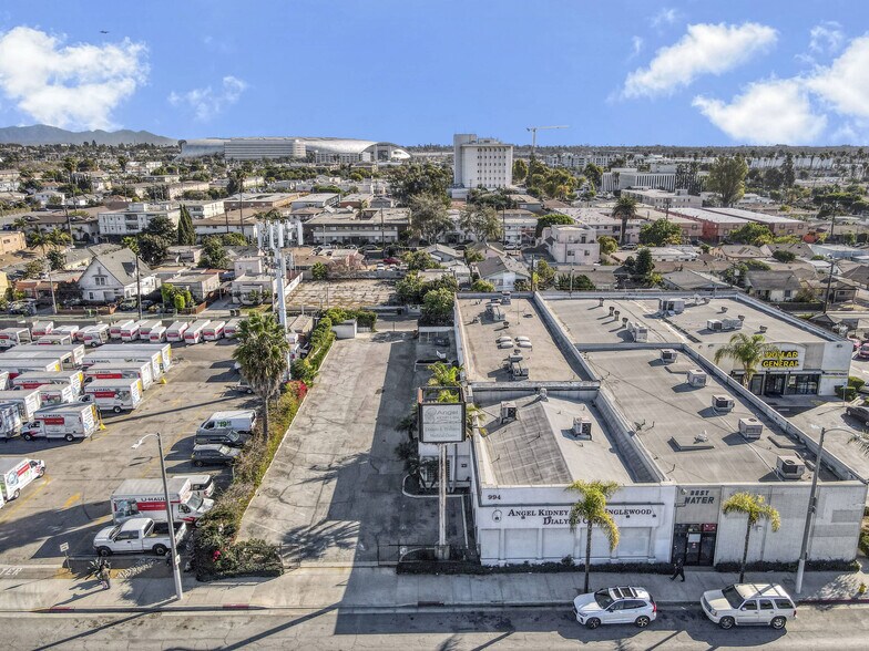 994 S La Brea Ave, Inglewood, CA à louer - Photo de l’immeuble – Image 3 sur 7