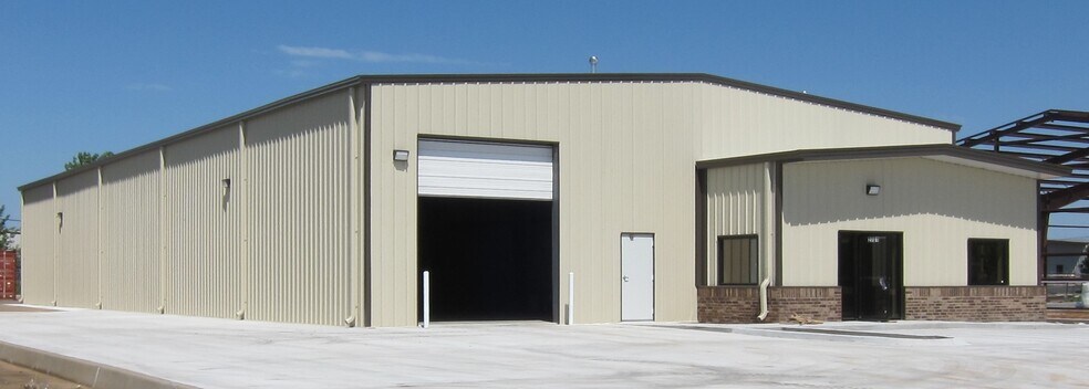 2701 Ann Arbor Ave, Oklahoma City, OK à louer - Photo principale – Image 1 sur 1