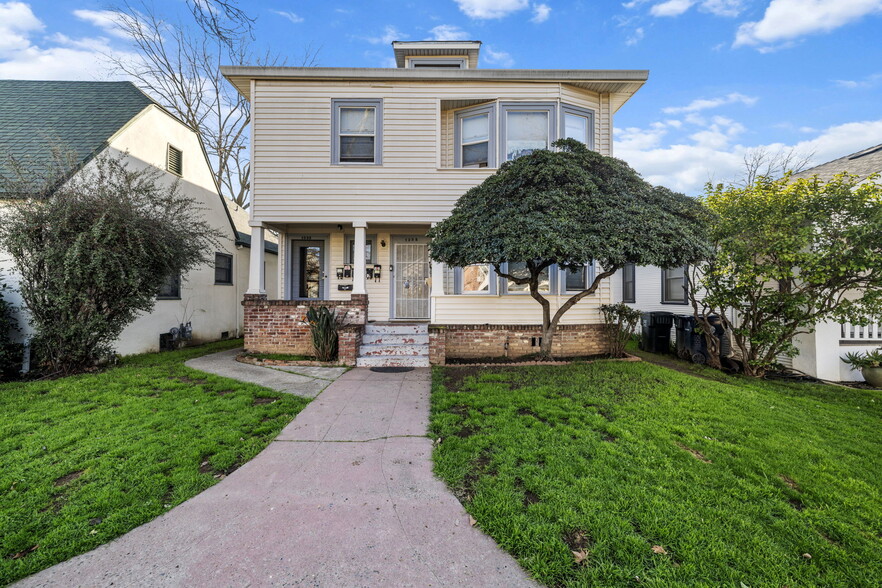 1233-1235 32nd St, Sacramento, CA à vendre - Photo de l’immeuble – Image 1 sur 8