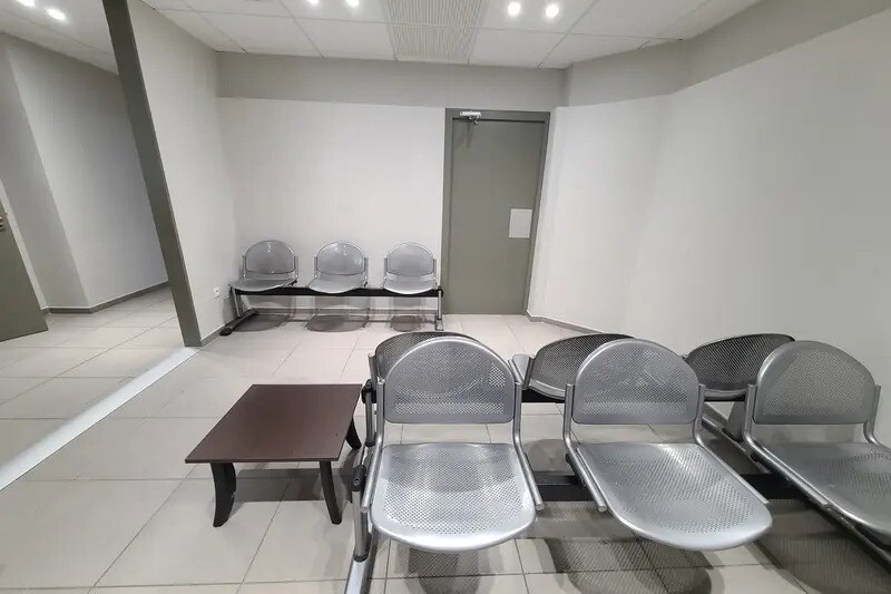 Bureau dans Béziers à vendre - Photo de l’immeuble – Image 3 sur 10