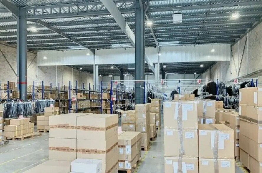 Industriel/Logistique dans Chantraine à louer - Photo de l’immeuble – Image 1 sur 1