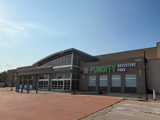 Plus de détails pour 10330 W Silver Spring Dr, Milwaukee, WI - Local commercial à louer