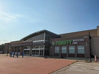 Plus de détails pour 10330 W Silver Spring Dr, Milwaukee, WI - Local commercial à louer