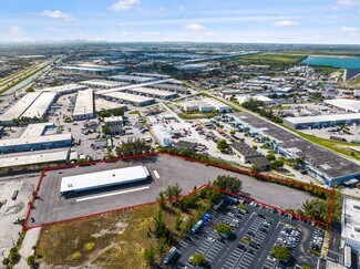 Plus de détails pour 10410 NW South River Dr, Medley, FL - Terrain à louer