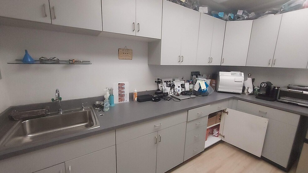 961-963 Laurel St, San Carlos, CA à louer - Photo de l’immeuble – Image 3 sur 13