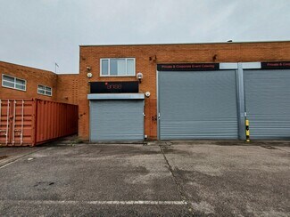 Plus de détails pour Rutherford Way, Crawley - Industriel/Logistique à louer