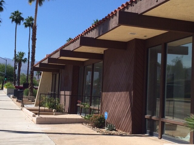 45445 Portola Ave, Palm Desert, CA à louer - Photo de l’immeuble – Image 3 sur 11