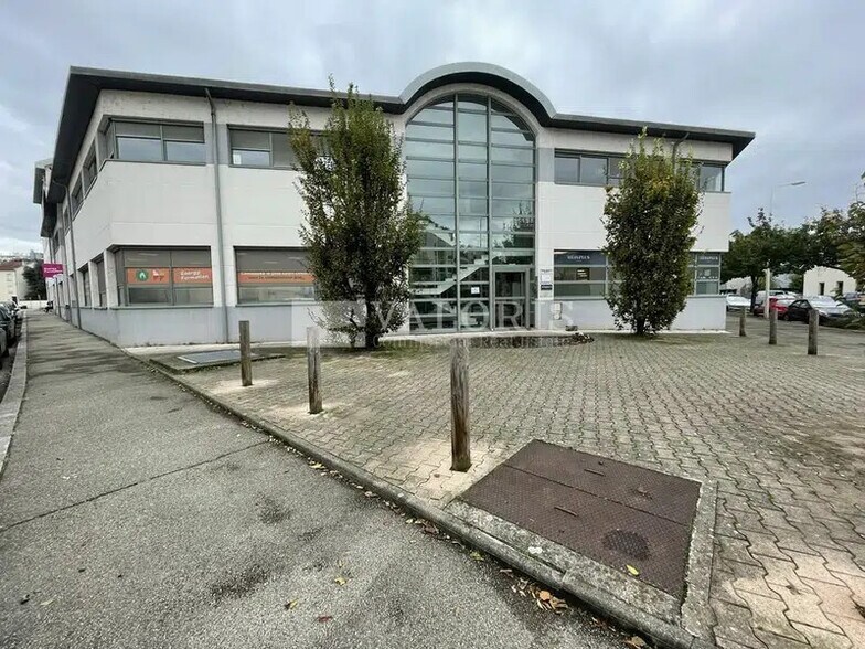 30 Rue Président Krüger, Lyon à louer - Photo de l’immeuble – Image 1 sur 17