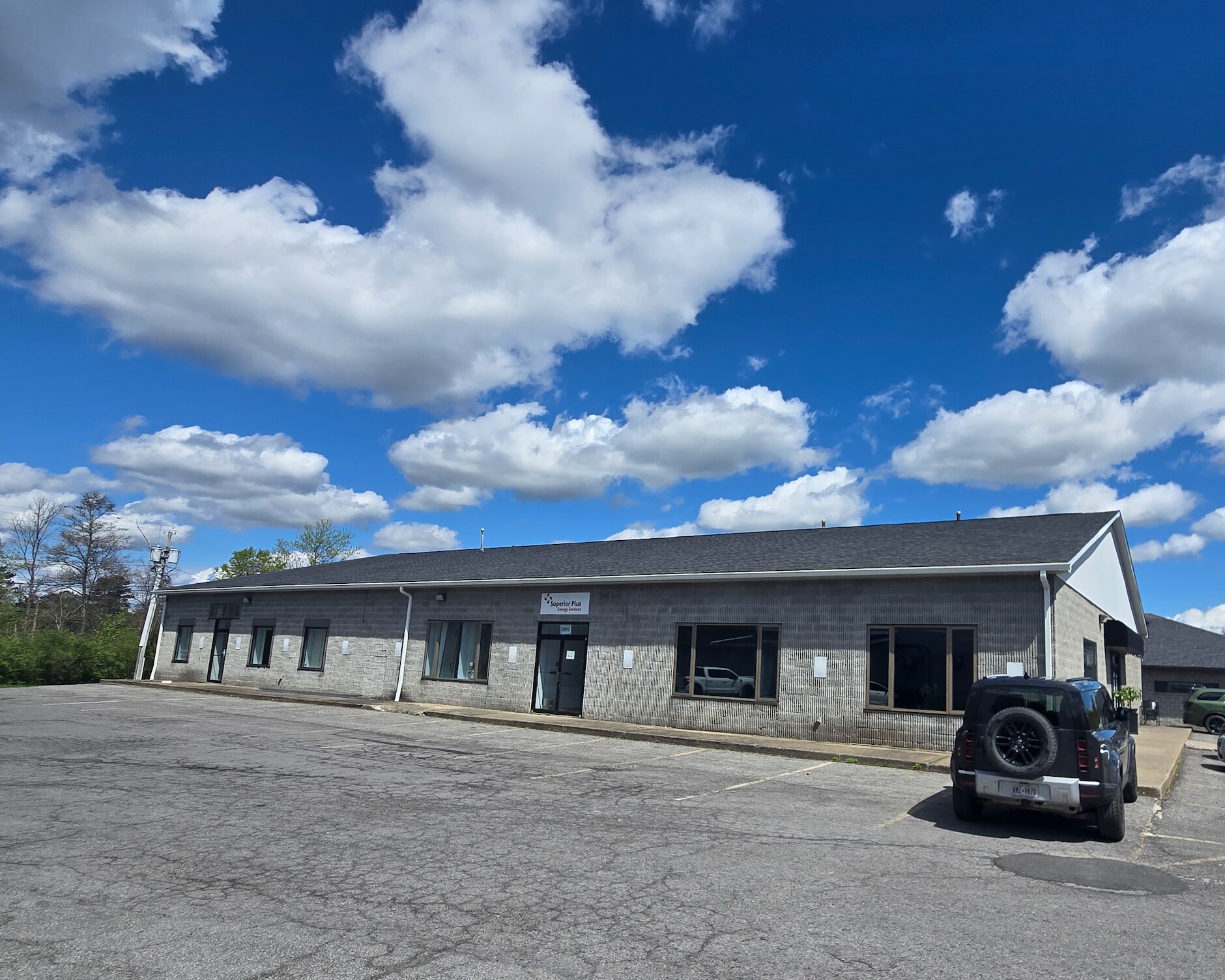 3899 Oneida St, New Hartford, NY à louer Photo principale– Image 1 sur 2