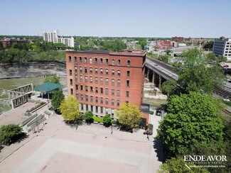 Plus de détails pour 4 Commercial St, Rochester, NY - Bureau à louer