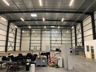 Plus de détails pour Local d'activités à louer