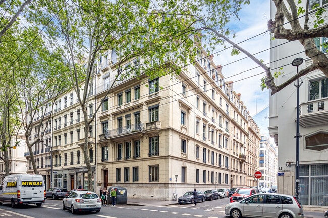 Plus de détails pour 63 Avenue Maréchal De Saxe, Lyon - Bureau à louer