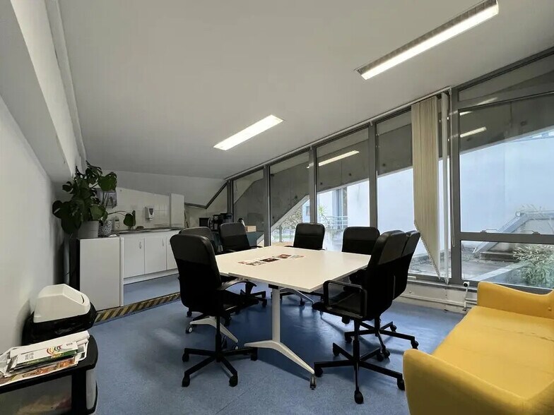 Bureau dans Hérouville-Saint-Clair à vendre - Photo intérieure – Image 3 sur 12