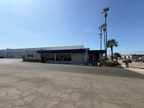 1545-1575 Pioneer Way, El Cajon, CA à louer Photo intérieure– Image 2 sur 11