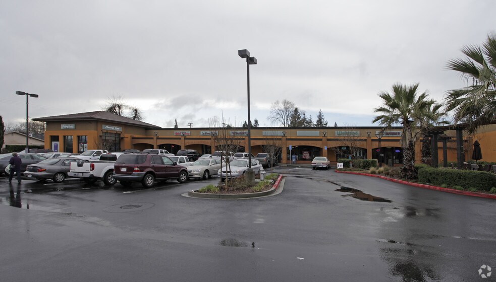 3385 Solano Ave, Napa, CA à louer - Photo de l’immeuble – Image 2 sur 7