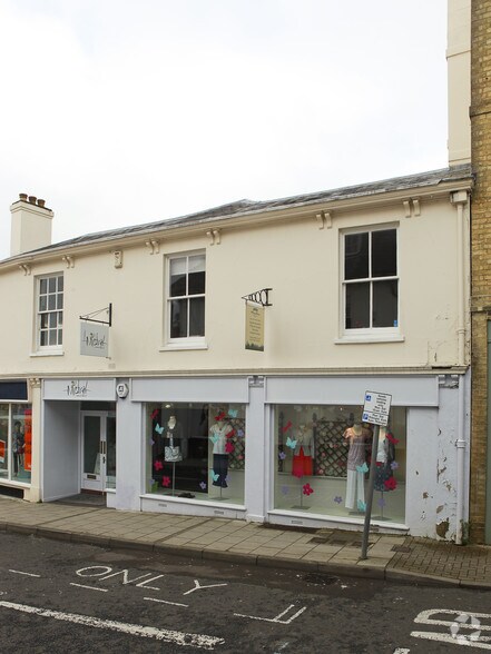 3 Market Hl, Saffron Walden à louer - Photo de l’immeuble – Image 3 sur 5