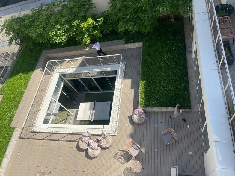 28-30 Rue Edouard Vaillant, Levallois-Perret à vendre - Photo de l’immeuble – Image 2 sur 20