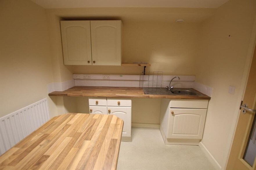 10 Priory Hl, Brecon à vendre - Photo intérieure – Image 2 sur 44