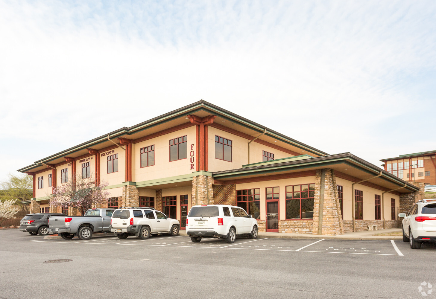 4 Sheridan Sq, Kingsport, TN à vendre Photo principale– Image 1 sur 30